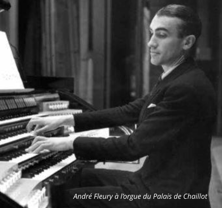 André Fleury à l’orgue du Palais de Chaillot